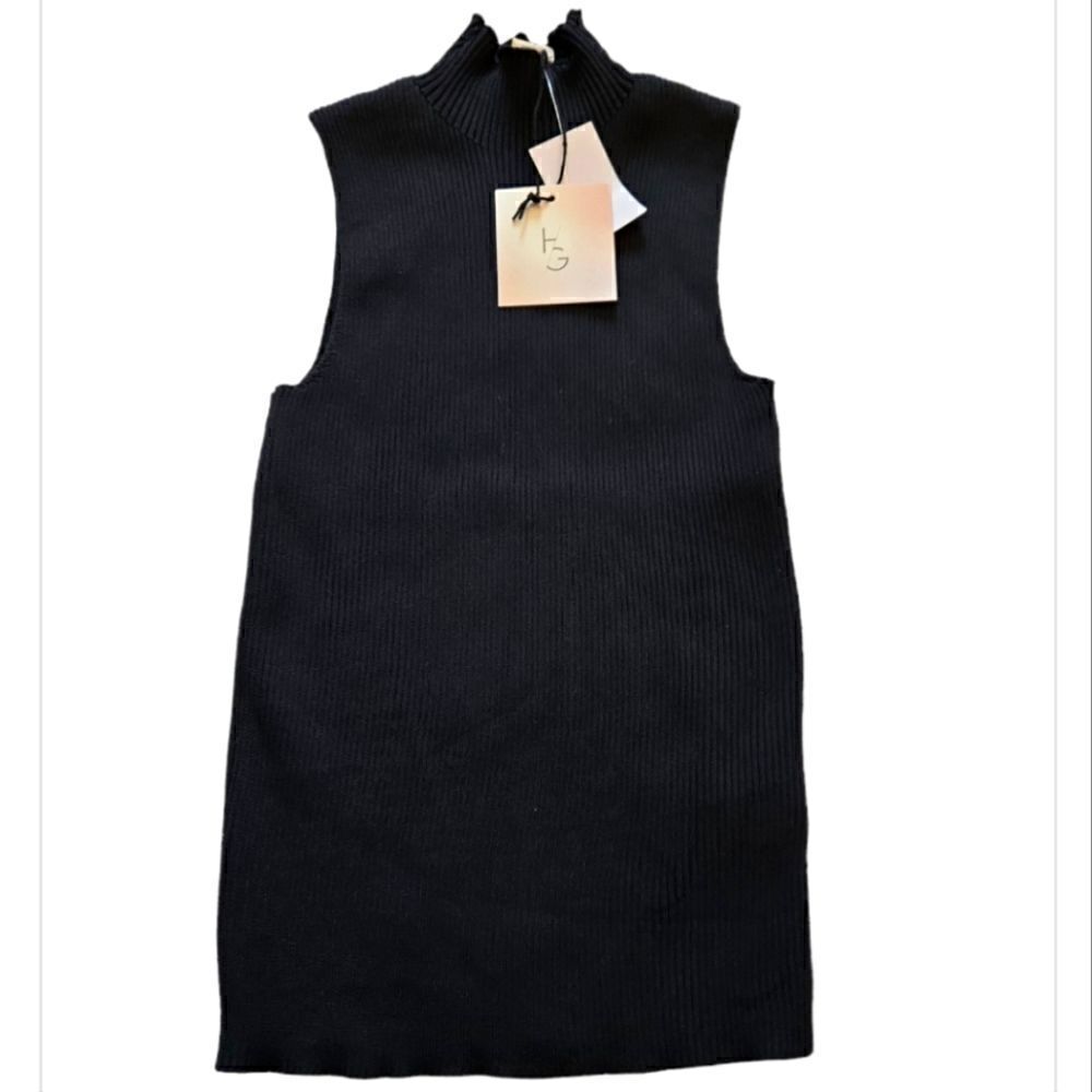 NWT HAPPILY GRAY SLEEVELESS RIBBED HIGH NECK TOP SZ.S